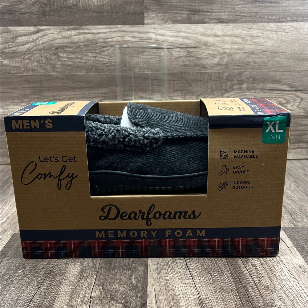 Dearfoams Men's Black Memory Foam Slippers